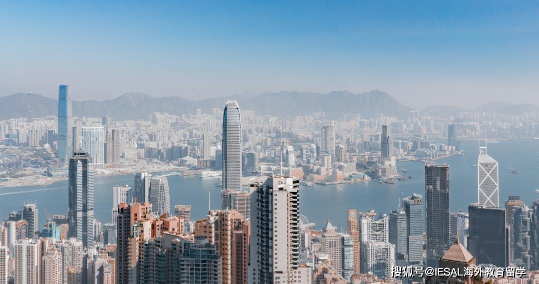 澳门今晚一肖必中特在香港和澳门合法吗,精选解释解析,澳门今晚一肖必中特，香港与澳门的合法性探讨