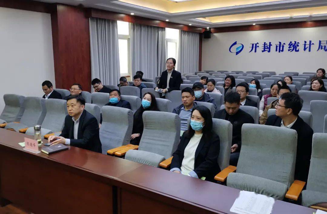 最准一码一肖100开封,专家意见解释定义