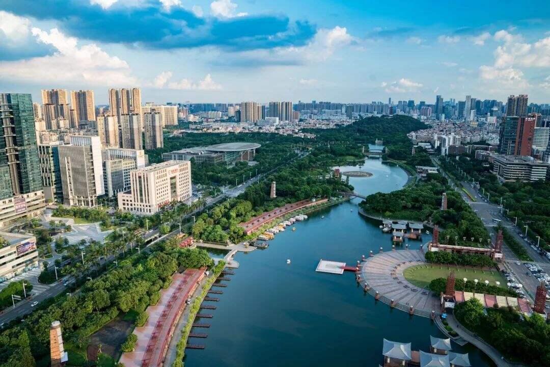 2025年澳门精准免费大全,探索澳门未来，2025年澳门精准免费大全展望