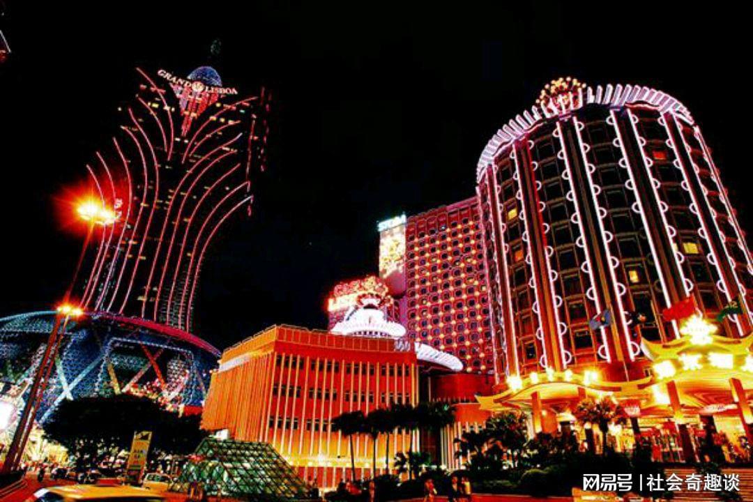 2025澳门精准正版澳门,澳门未来展望，探索2025年的精准正版之路