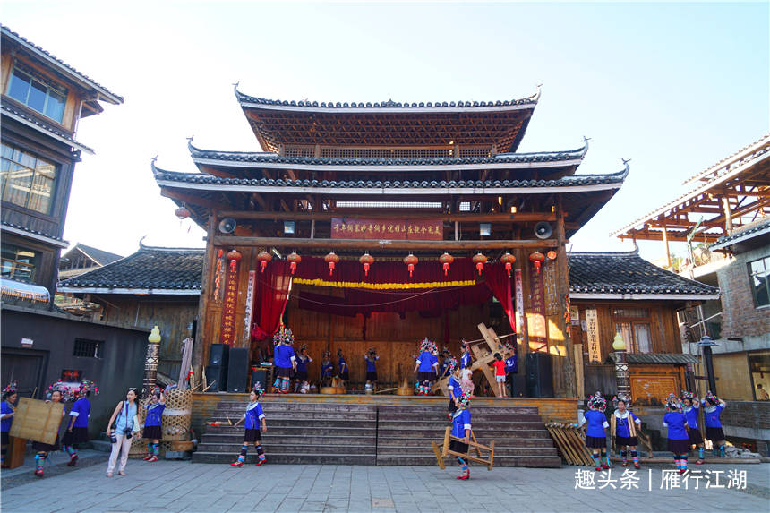 黄大仙免费论坛资料精准,黄大仙免费论坛资料精准，探索神秘世界的指引灯塔
