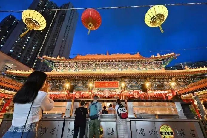 新澳门黄大仙最快开奖网站,探索新澳门黄大仙最快开奖网站，揭秘其魅力与优势